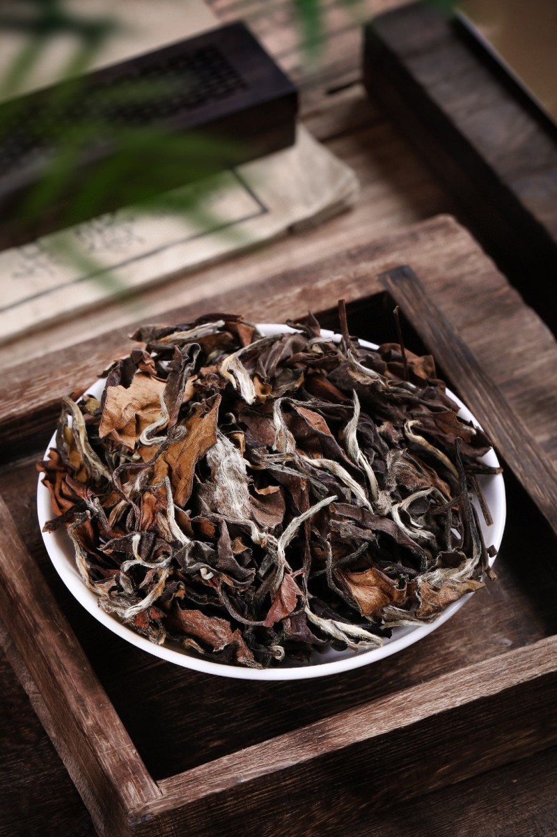 1斤2013福鼎白茶高山老白茶寿眉白牡丹贡眉茶送人礼盒装