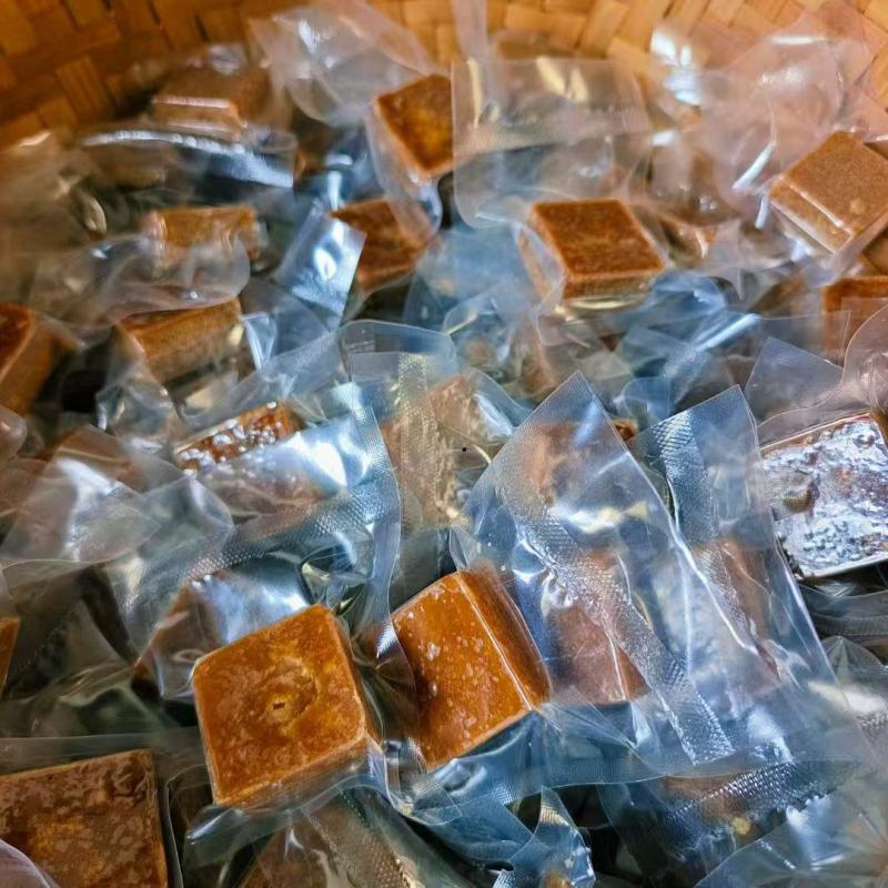 云南西双版纳傣家纯手工制作原生态笋叶红糖