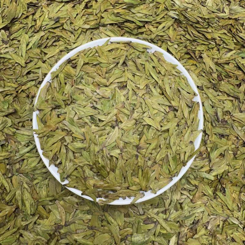 25年新茶黄版高香龙井43，豆香浓郁，茶汤清澈透亮