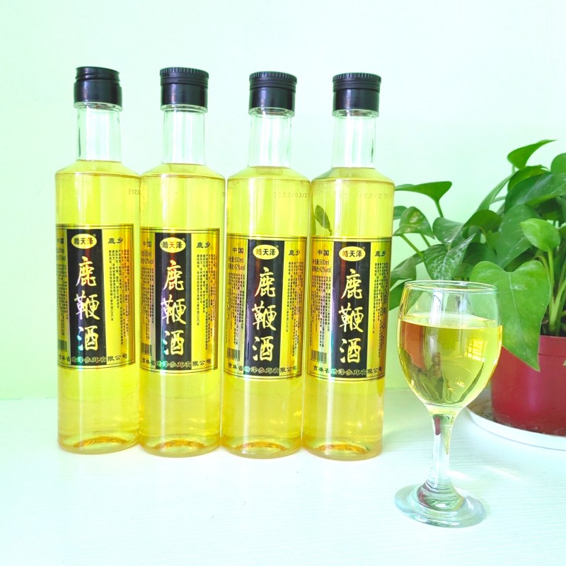 东北鹿鞭酒。42度纯粮酒一件代发一箱25瓶