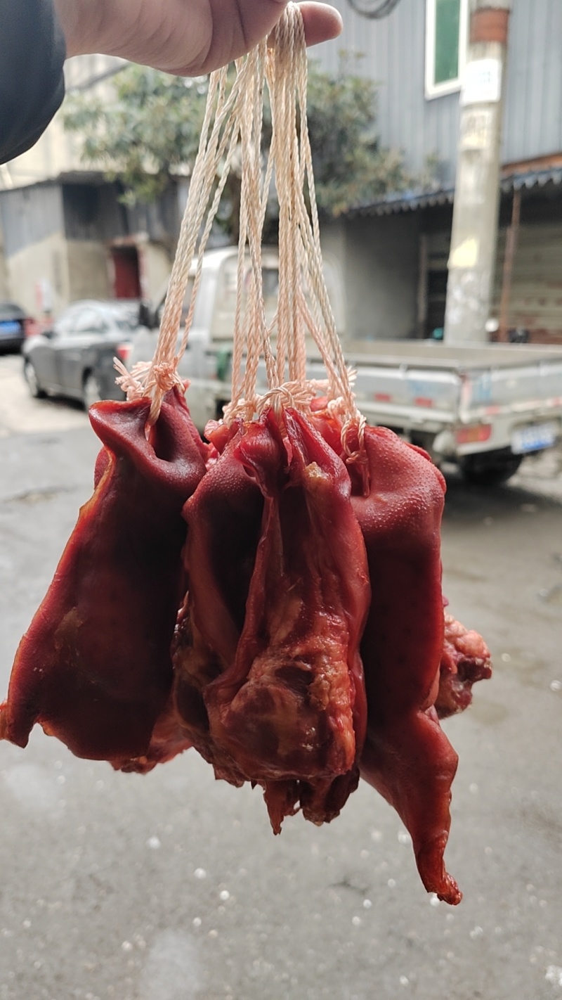（腊肉）烟熏猪拱嘴一件50斤