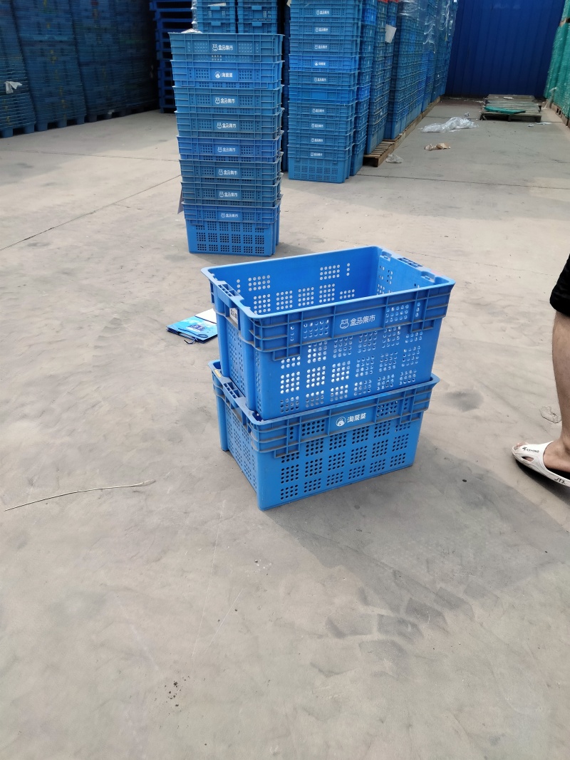各种尺寸塑料折叠筐，周转筐，错位筐批发