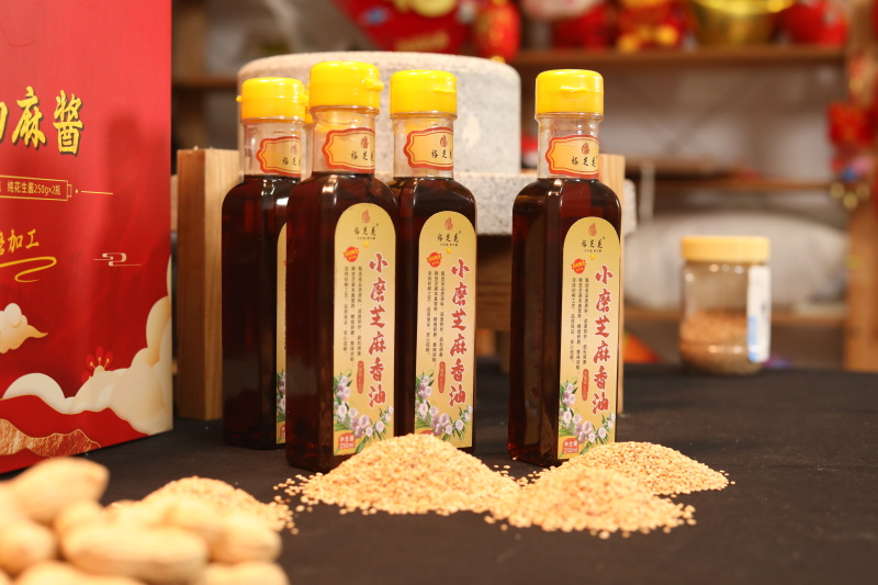 香油裕芝花纯正小磨香油厂家直供品质优良价格从优