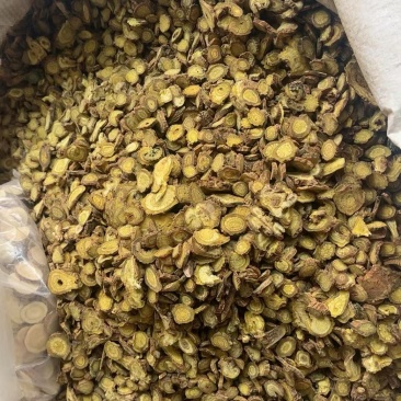 黄芩过四个筛子含量高好黄芩山西黄芩选装黄芩片三年种植好黄芩片