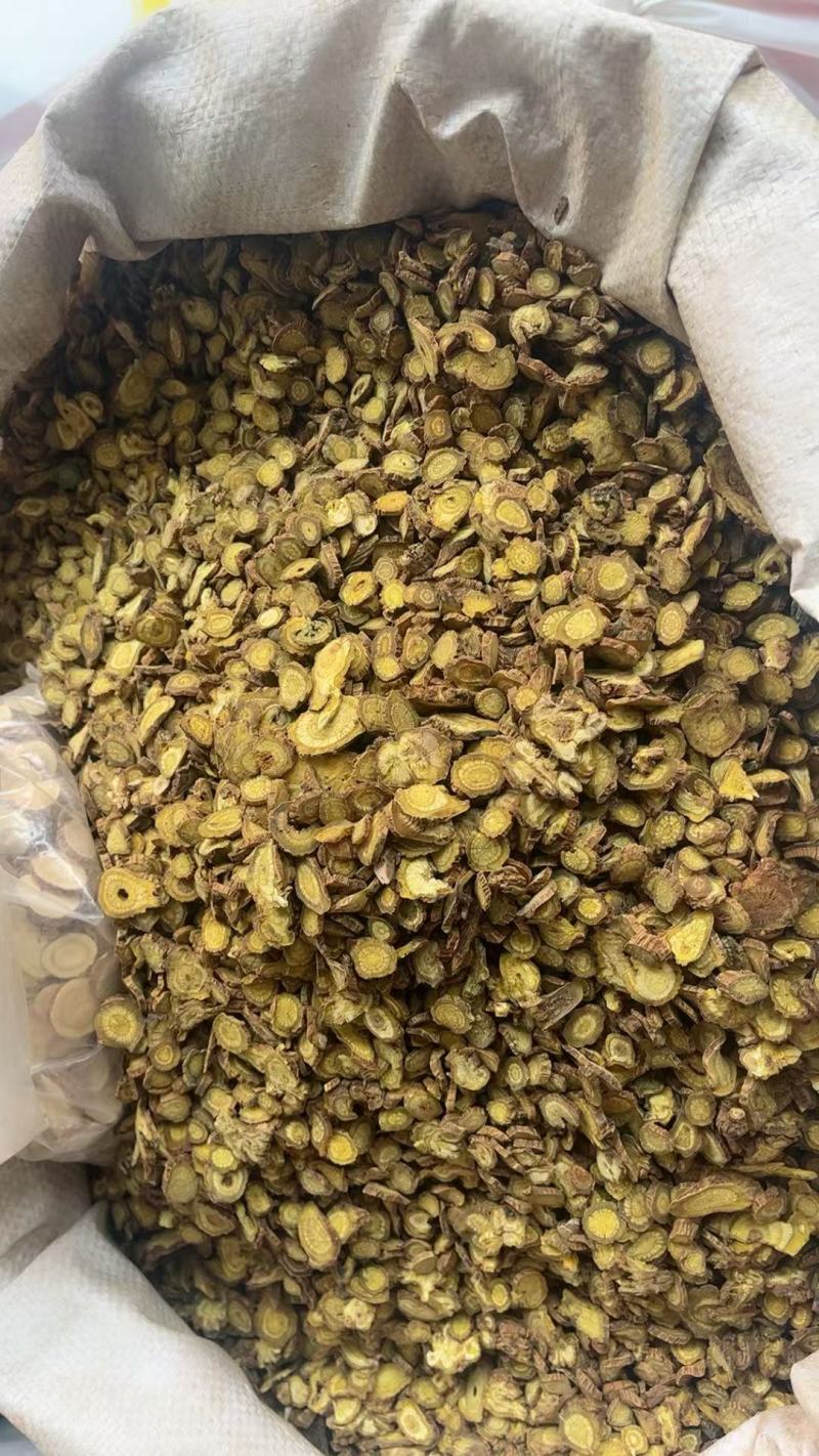 黄芩过四个筛子含量高好黄芩山西黄芩选装黄芩片三年种植好黄芩片