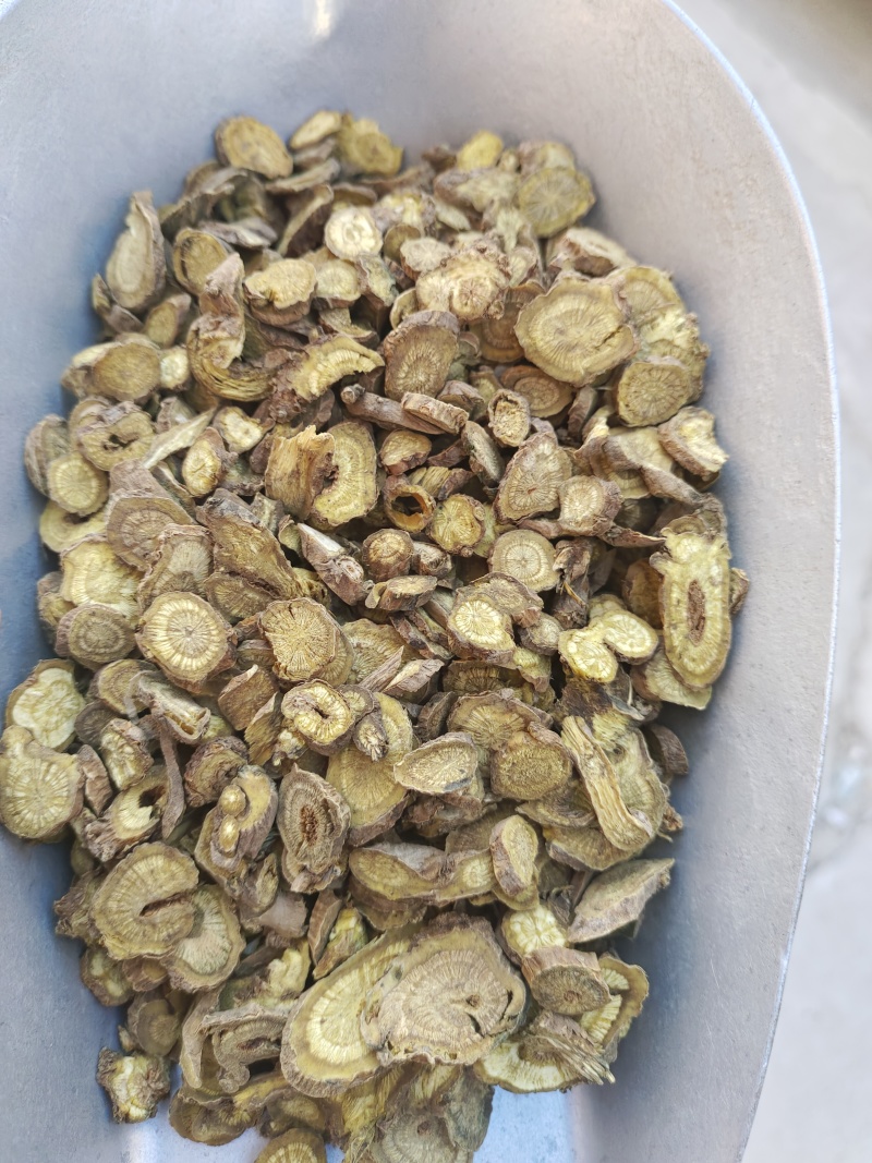 黄芩过四个筛子含量高好黄芩山西黄芩选装黄芩片三年种植好黄芩片