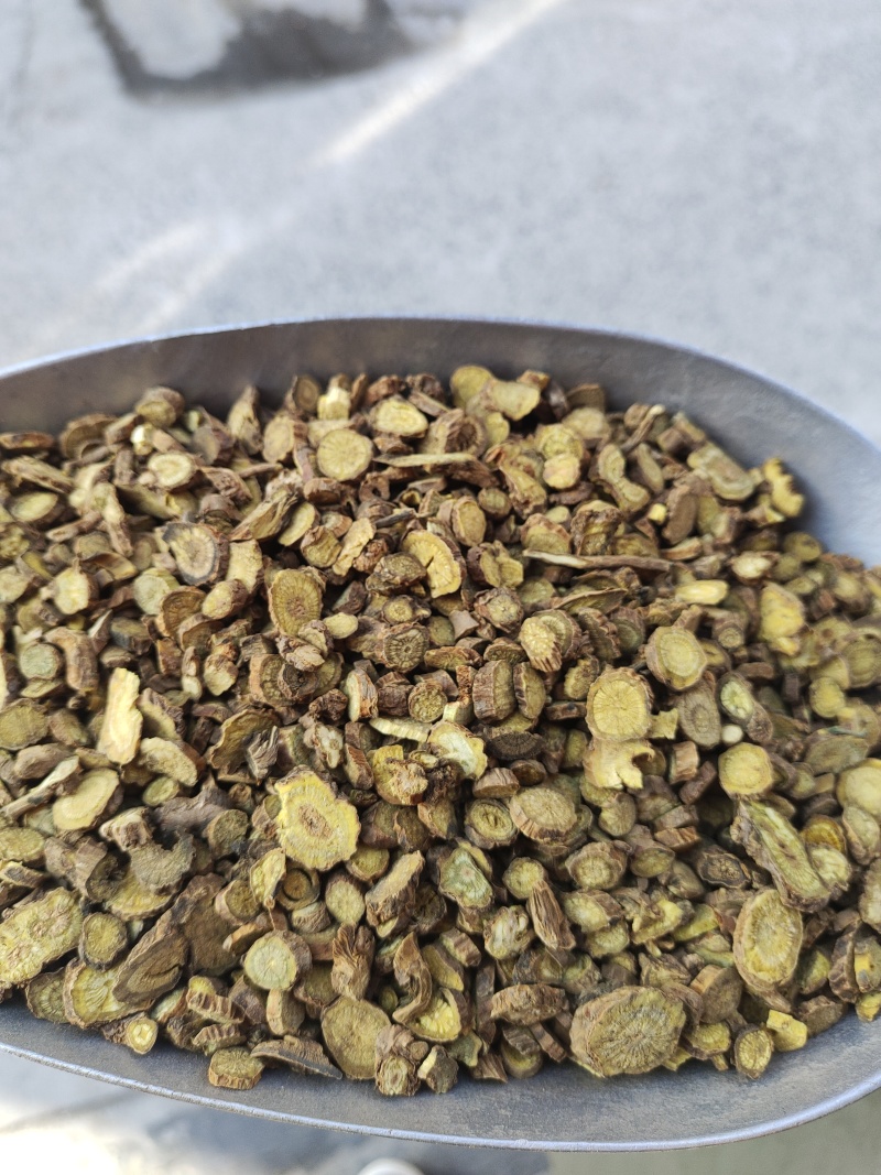 黄芩过四个筛子含量高好黄芩山西黄芩选装黄芩片三年种植好黄芩片