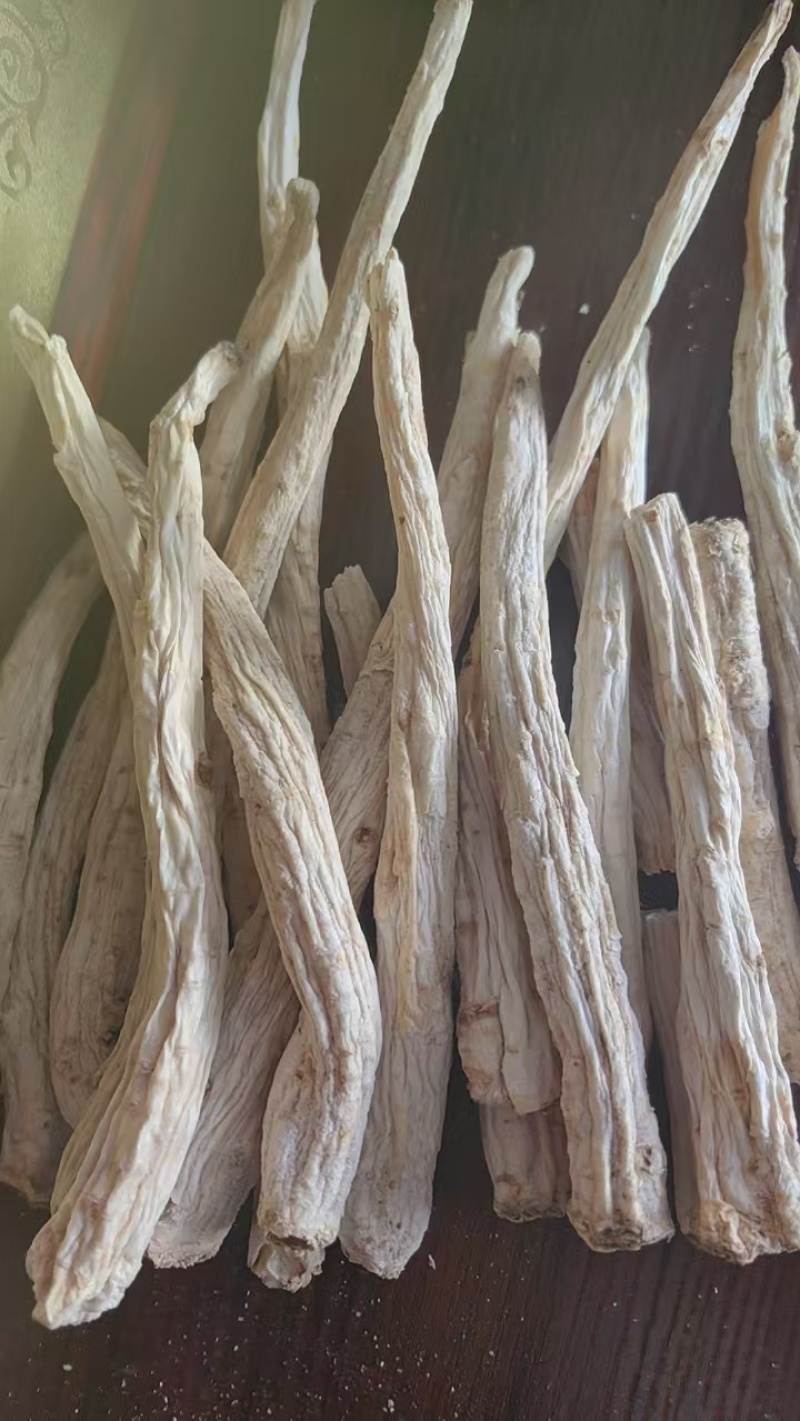 出售桔梗去皮干货，品质保证，大量有货，欢迎来电咨询