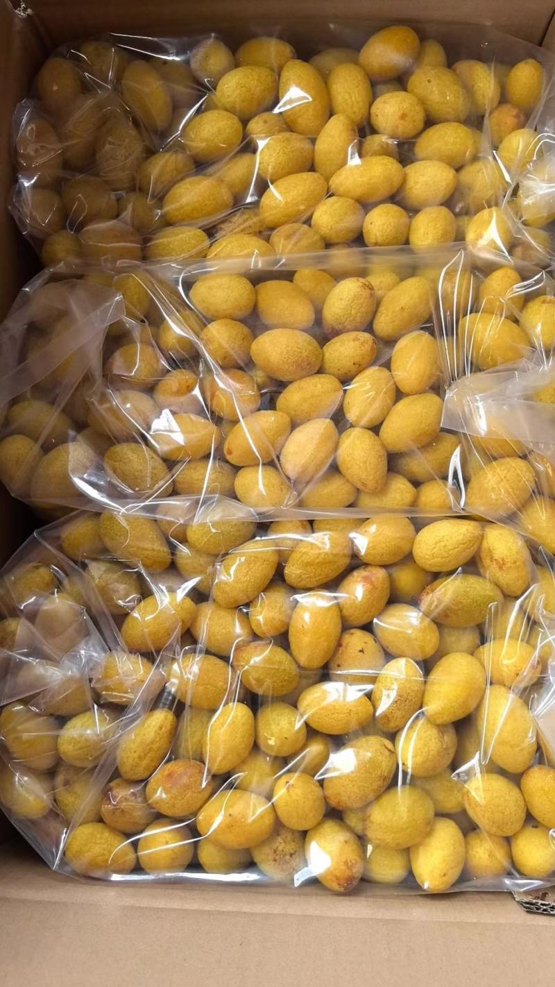 黄金橄榄地摊批发黄橄榄香草橄榄凉果蜜饯果脯果干干果