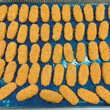 鲽鱼排，非常香，鲽鱼碎肉做的，不是鱼泥加工的