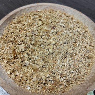 玉米胚芽粕营养价值高，牛羊饲料添加，量大直销，品质保证