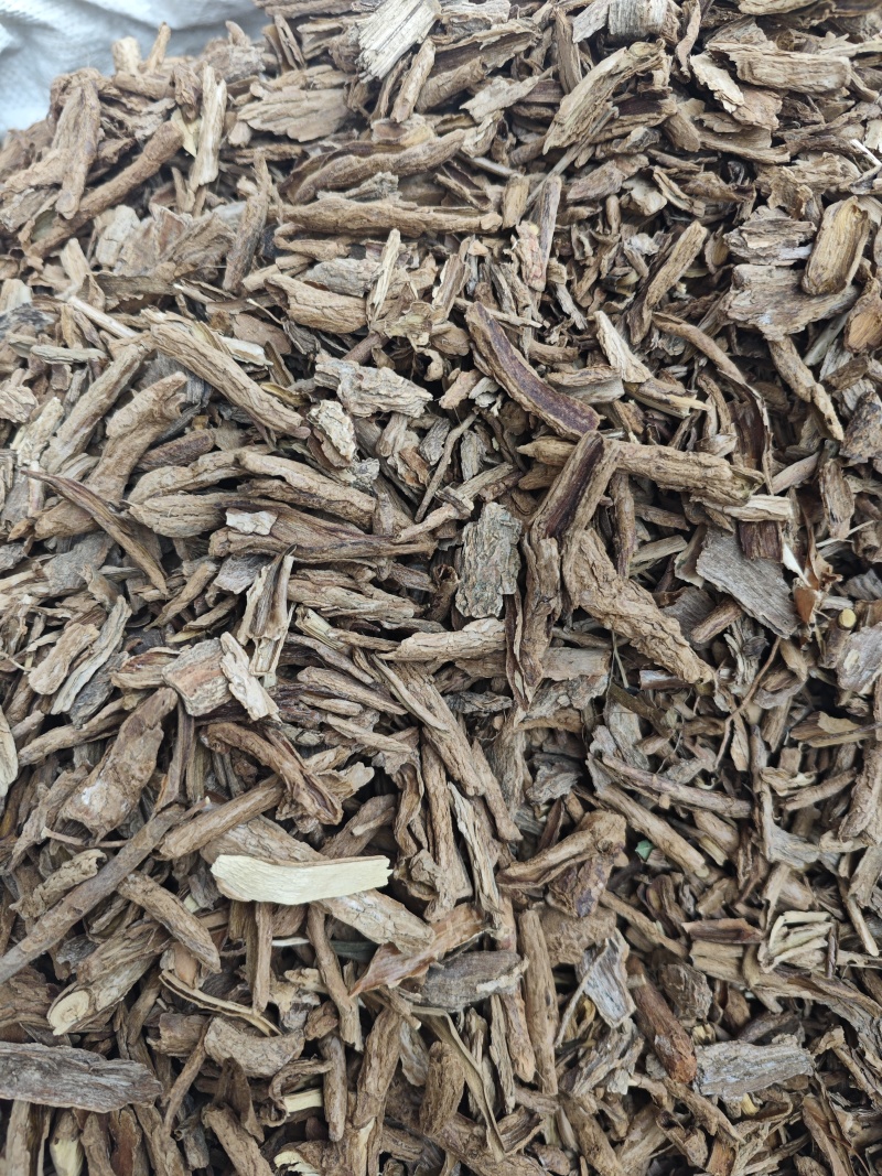 地骨皮，水洗干净，过两号筛，