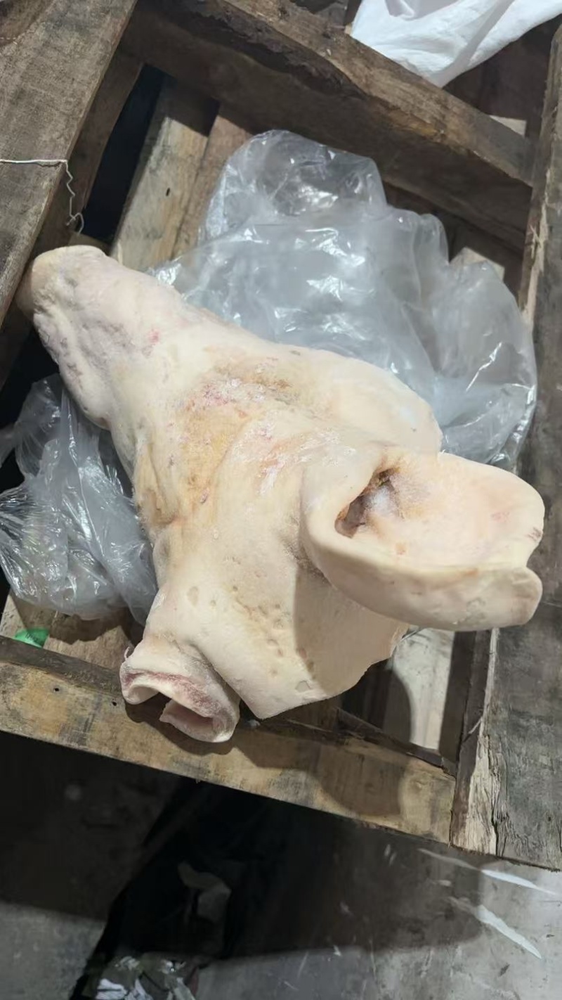 带骨后腿肉，4号肉，2号肉，猪头，都有货