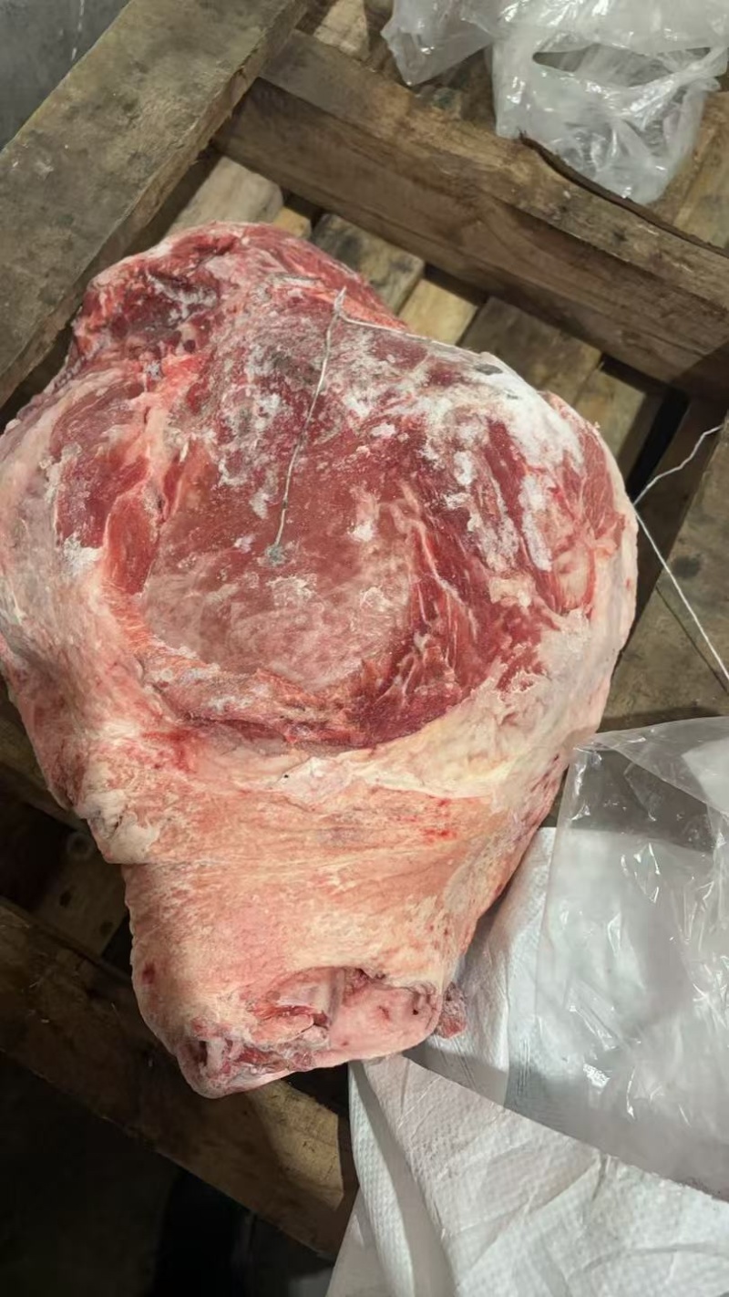 带骨后腿肉，4号肉，2号肉，猪头，都有货