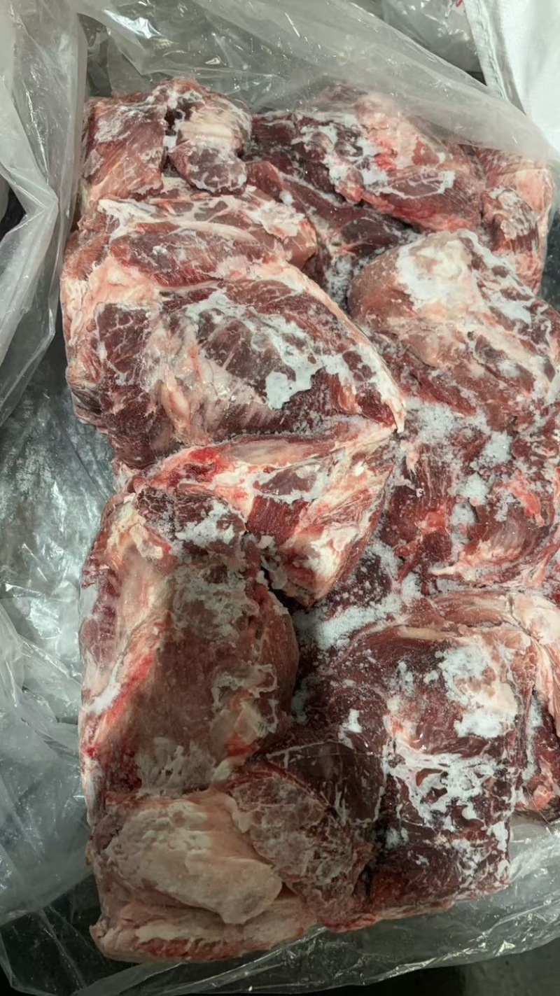 带骨后腿肉，4号肉，2号肉，猪头，都有货