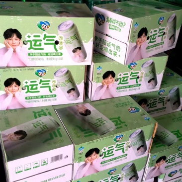 李子园气泡奶特价处理还有四个月过期