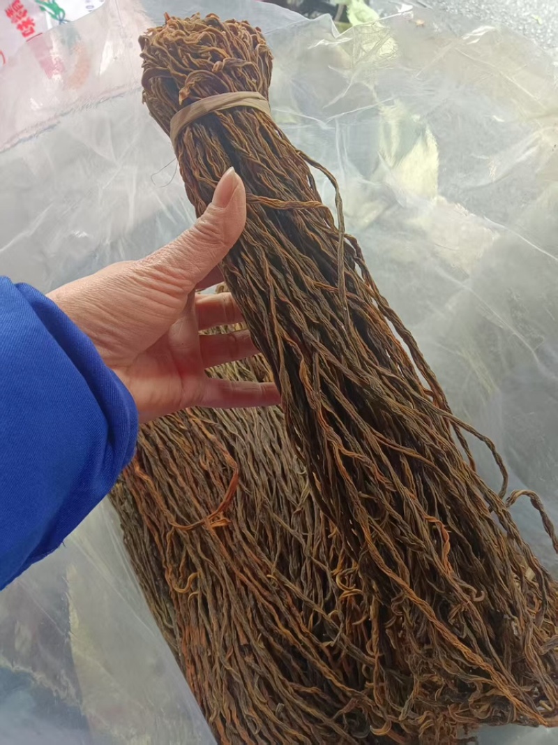 干豆角货源充足，产地直发，诚信经营，欢迎客商来电