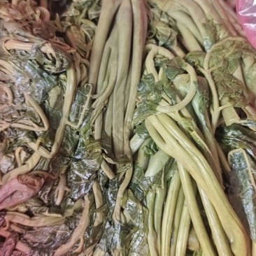 腌制头茬香味扑鼻香椿芽