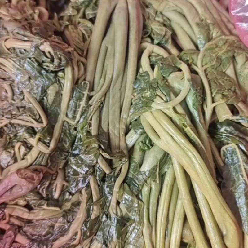 腌制头茬香味扑鼻香椿芽