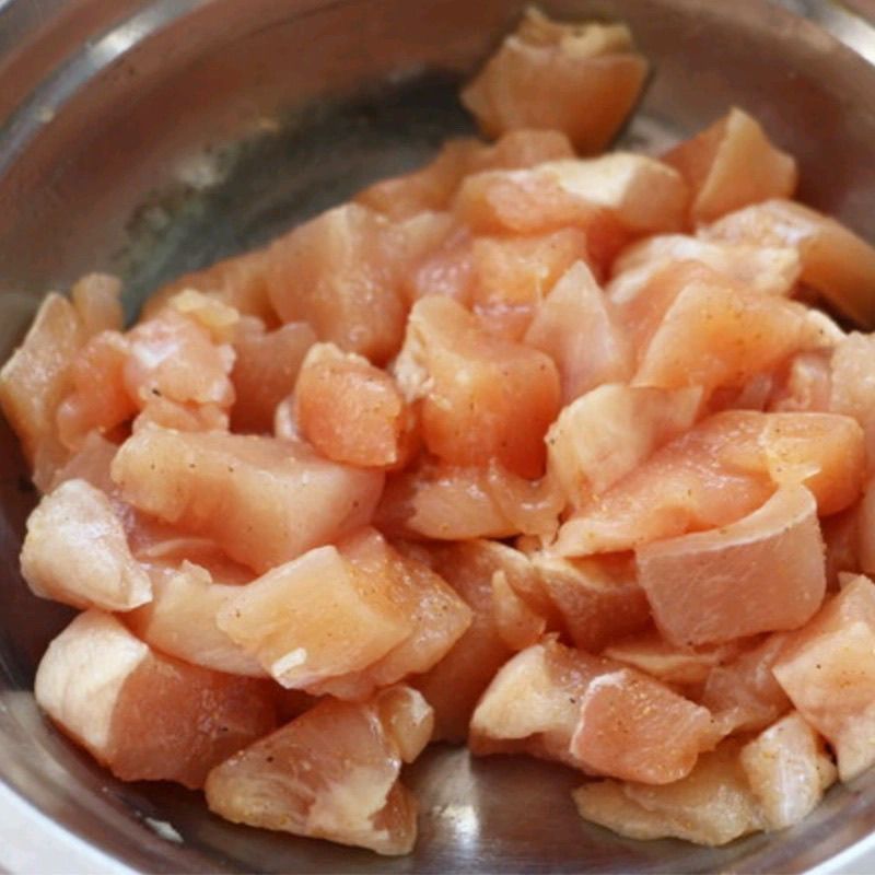 圣农冰鲜鸡胸肉丁宫保鸡丁鸡肉丁3-7g单块免解冻
