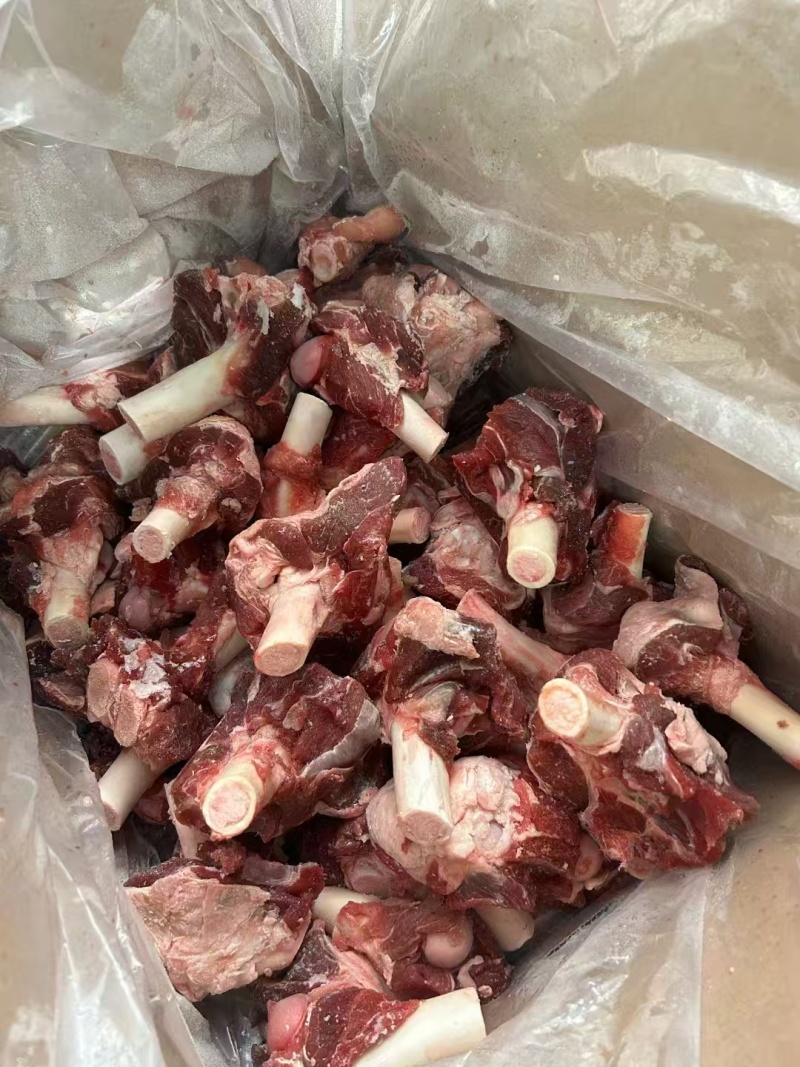超满肉羊棒骨肉含量超高，带骨髓