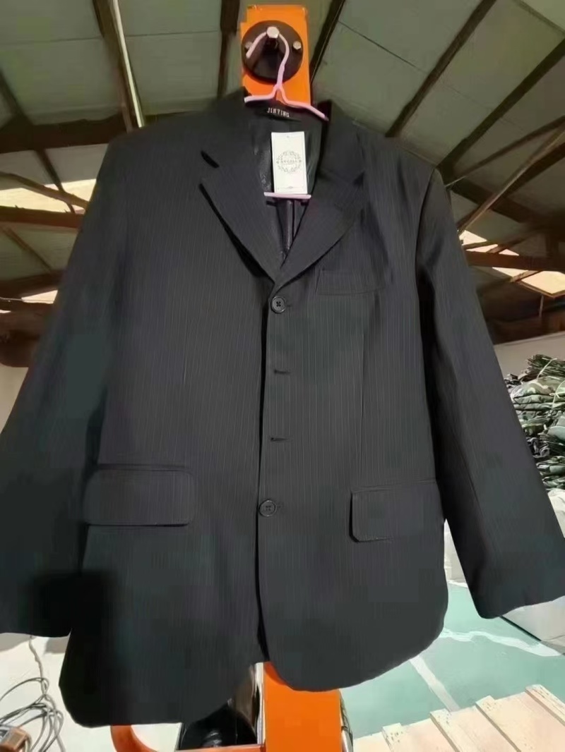 西装外套赶集摆摊
