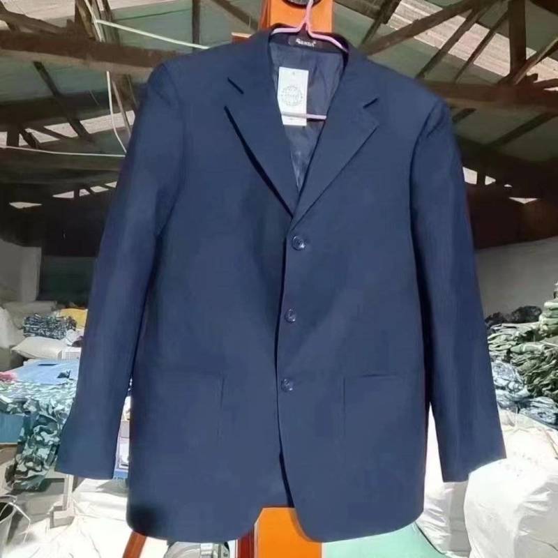 西装外套赶集摆摊