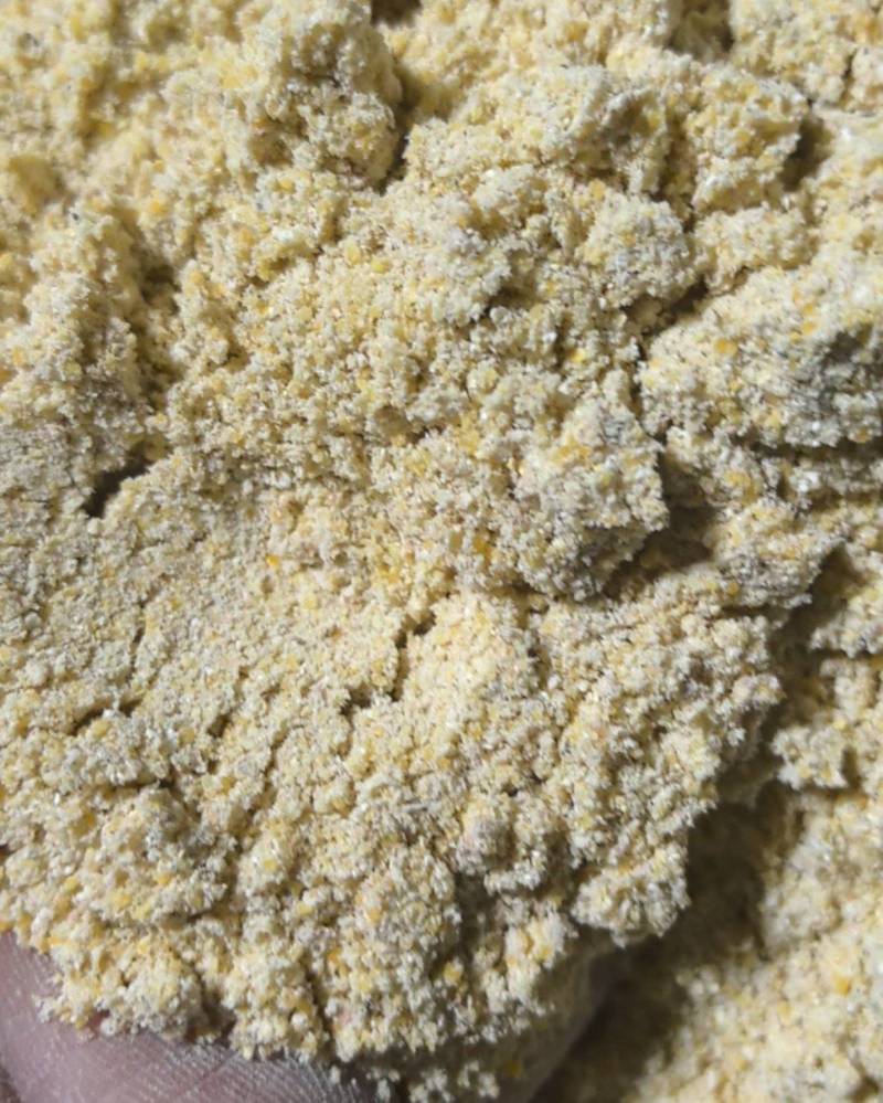 玉米面，玉米次粉，鸡鸭鹅牛羊鱼虾蟹等饲料原料，支持上门考察，