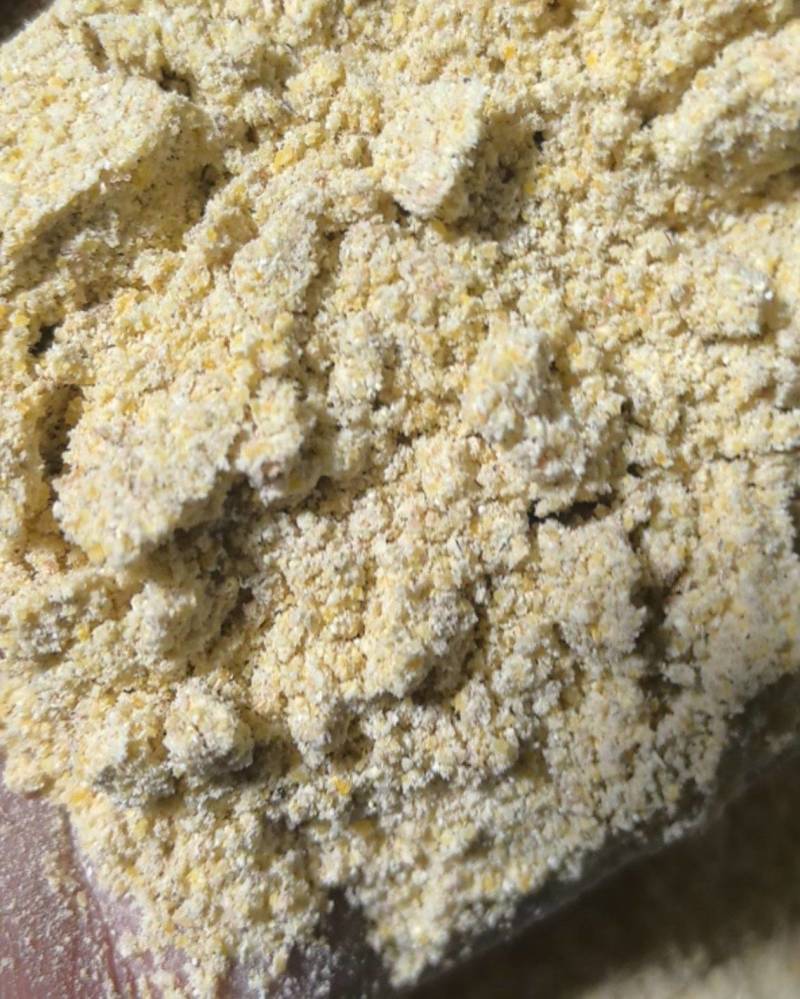 玉米面，玉米次粉，鸡鸭鹅牛羊鱼虾蟹等饲料原料，支持上门考察，