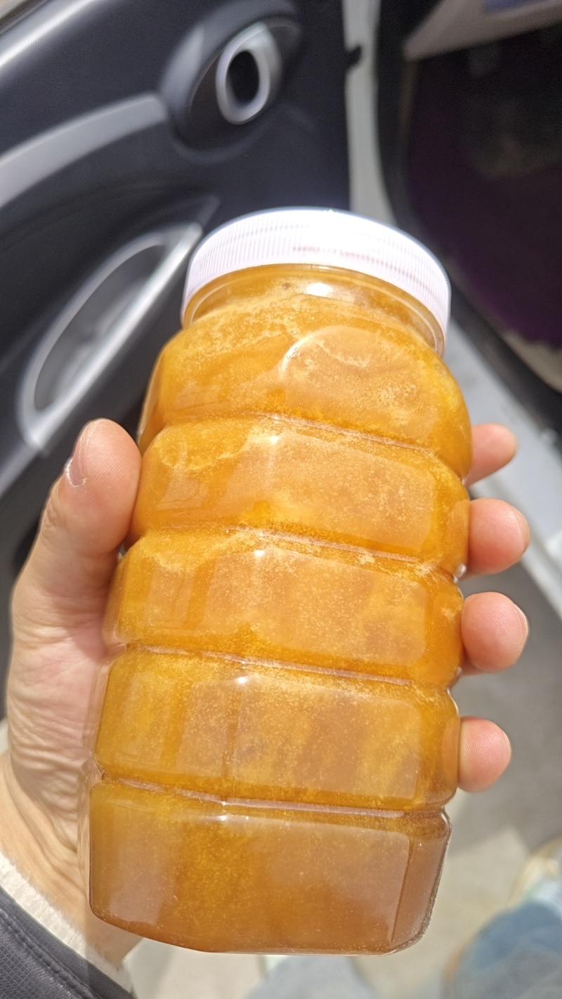 土蜂蜜陕西农家土蜂蜜自己产自销自然结晶
