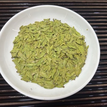 龙井新茶豆香味绿茶明前新茶春茶500克包邮