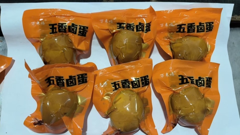 乡巴佬口味卤蛋，盐焗，五香，泡椒，三种口味，薄利多销