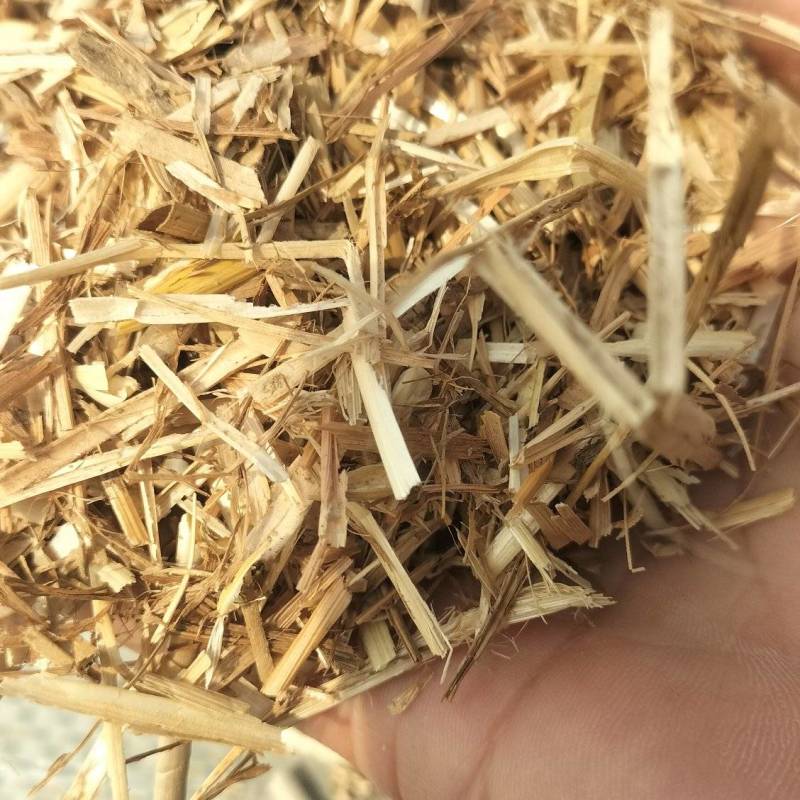 揉丝压块麦秸