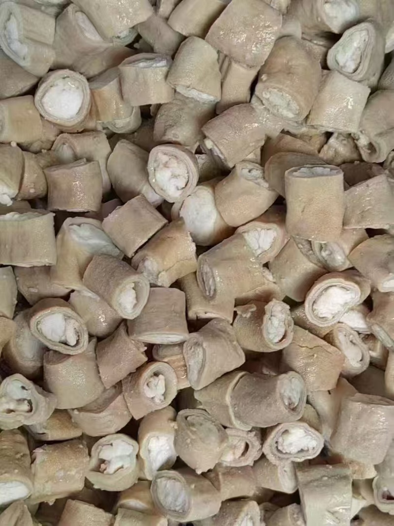 水煮熟牛圆肠，牛杂煲烧烤可用，价低，需要的老板联系我