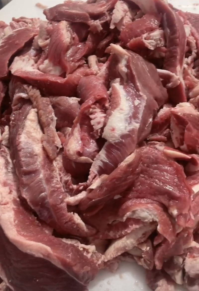 纯干牛碎肉，质量保证，一件也是批发价，