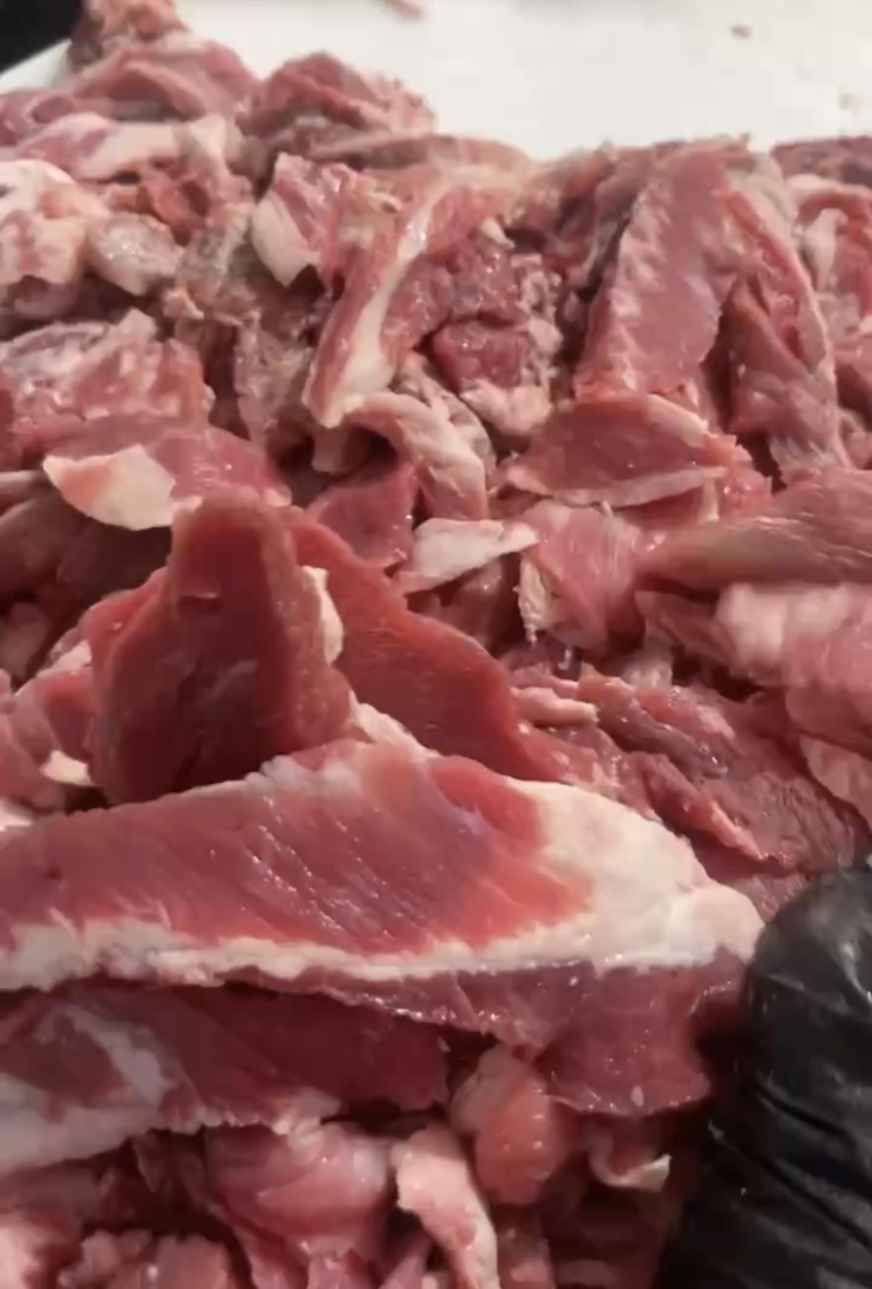 纯干牛碎肉，质量保证，一件也是批发价，