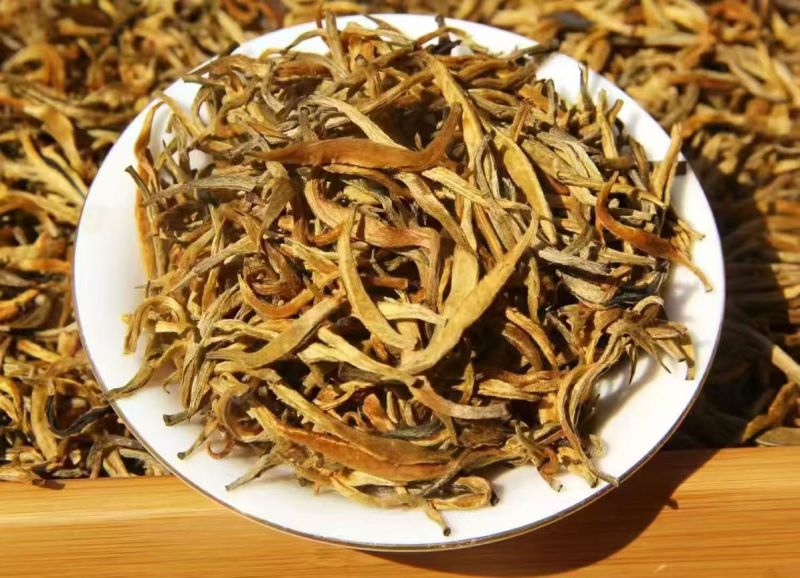 普洱红茶，易武天门山古树金芽