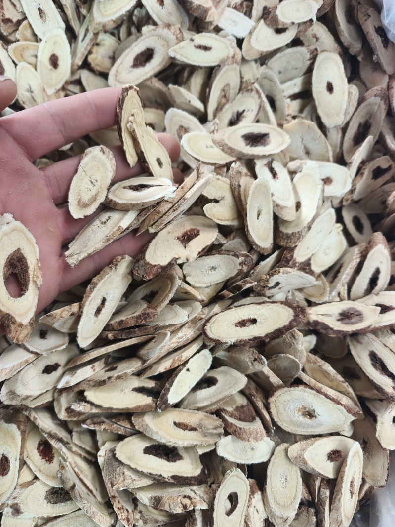 野生黄芪大片，产地直发，质量有保障，精品选装货