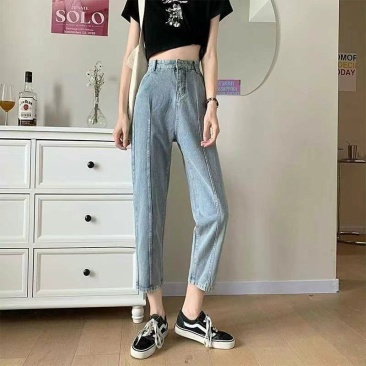 春夏新款女装韩系复古水洗浅色牛仔裤，独立包装带吊牌，码数