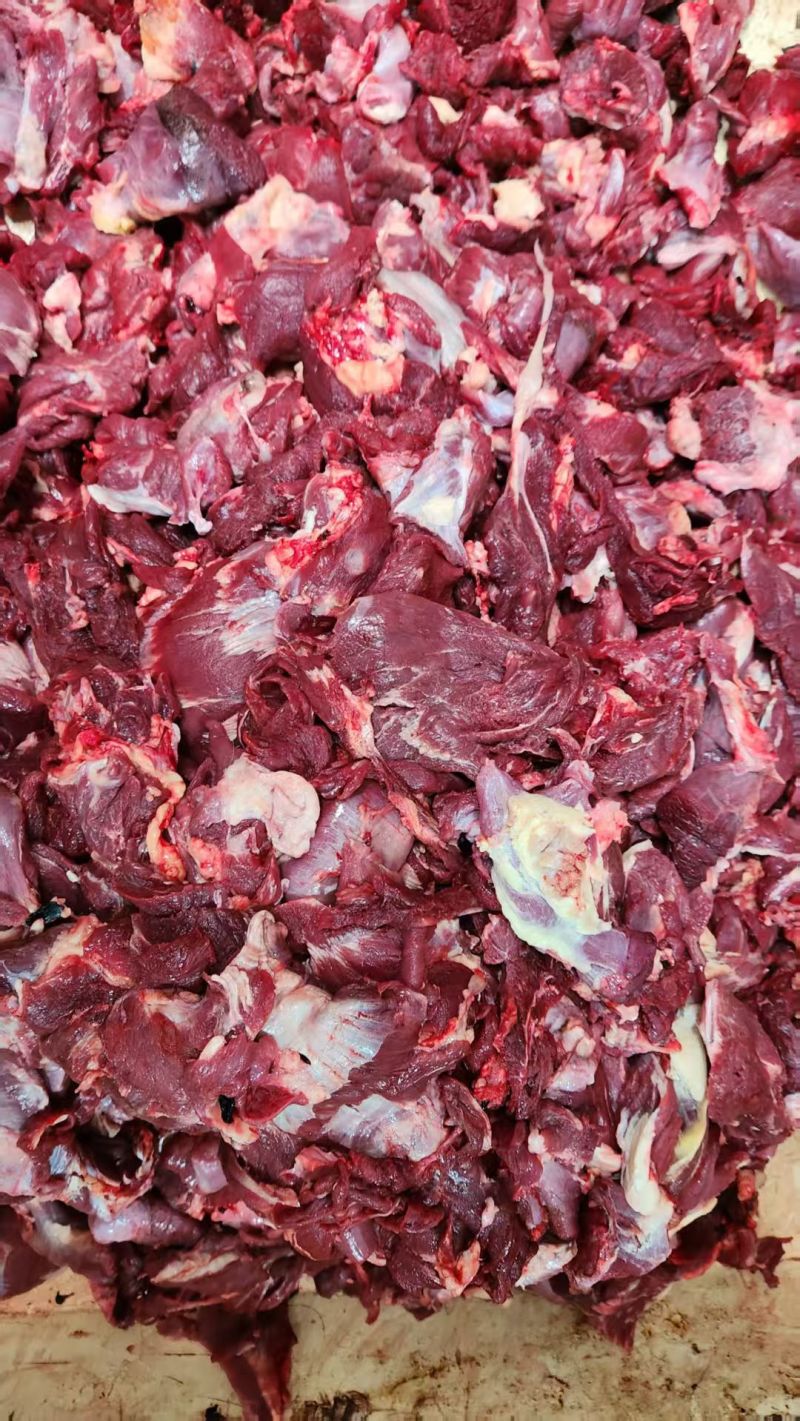 精品牦牛碎肉，品质保证货源充足，可以视频看货