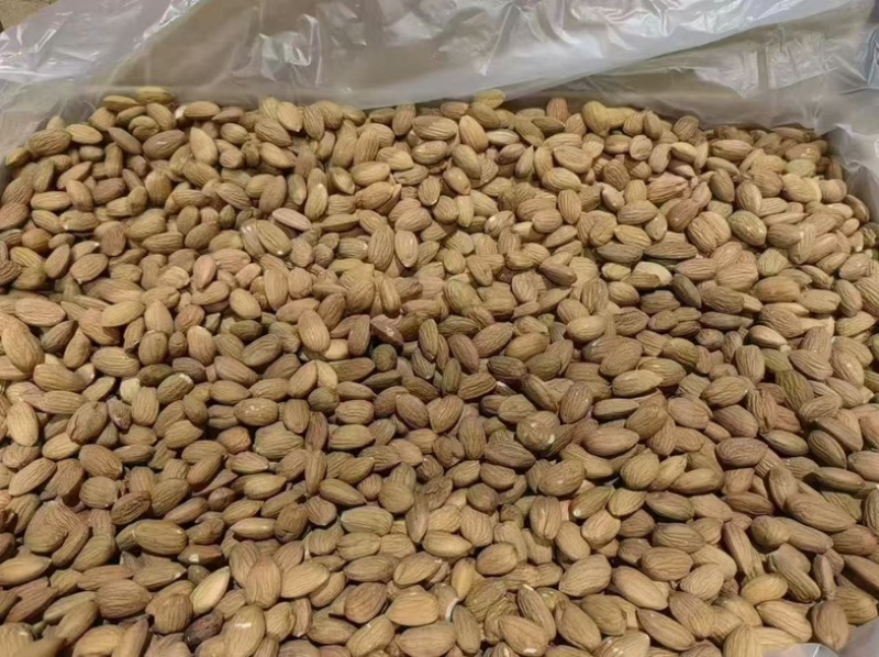 巴旦木仁原味盐焗味口感醇香大量有货