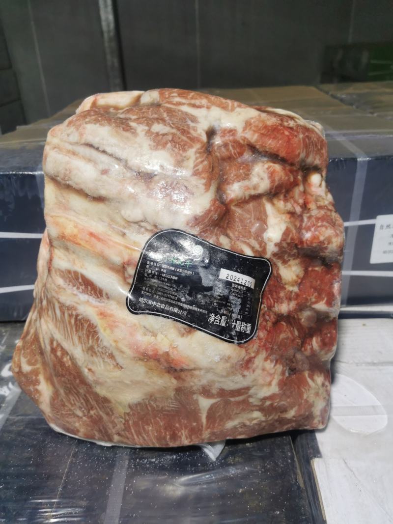 清真胸部肋条带雪花纹，市面鲜切牛肉鲜切吊龙厂家直销