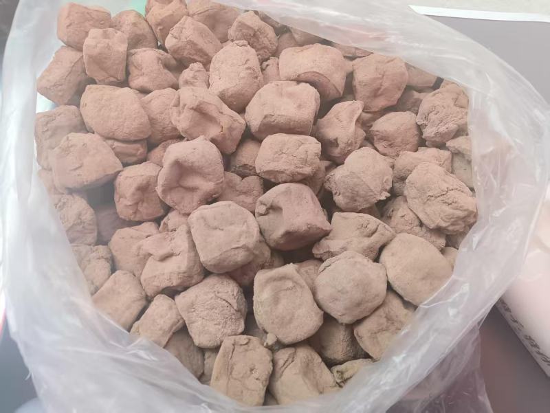 灰豆腐