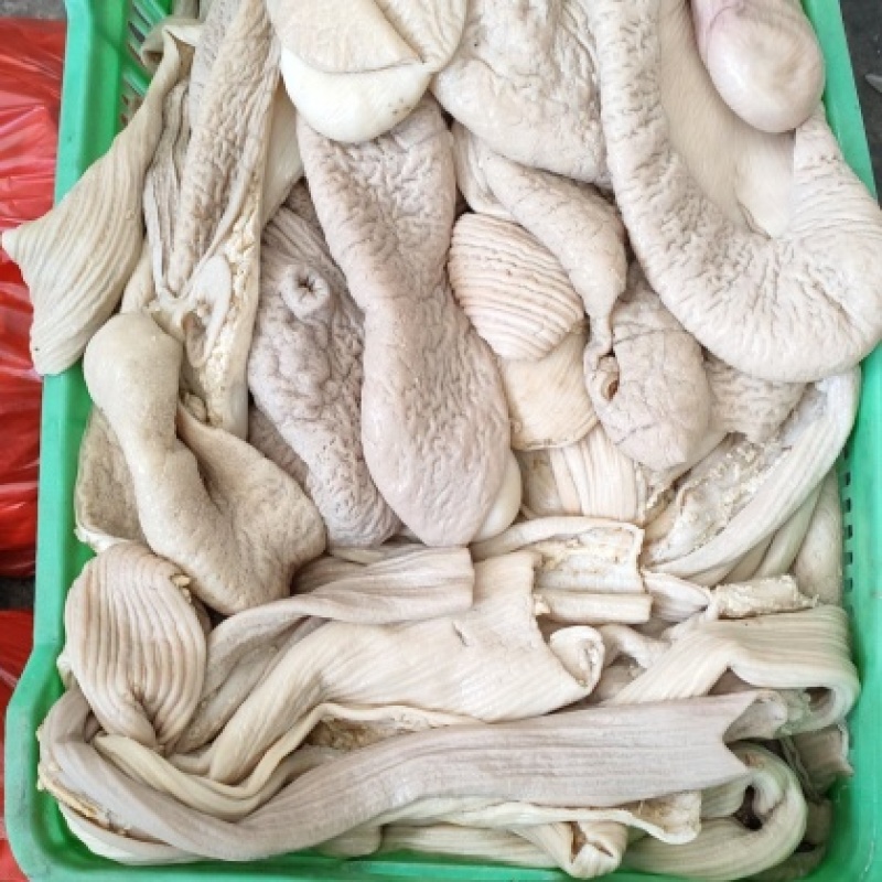 煎得滋滋的牛大肠，香脆多汁，一口下去，停不下来