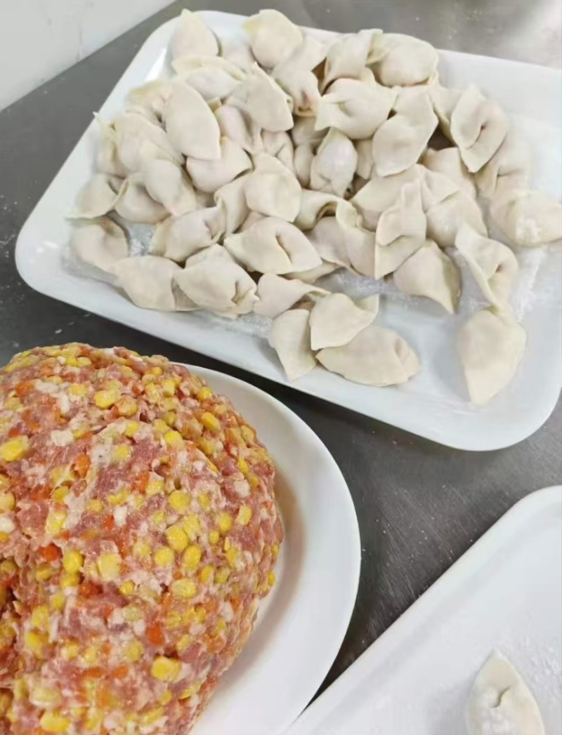 推荐全鲜肉水饺各种陷新鲜现包欢迎咨询