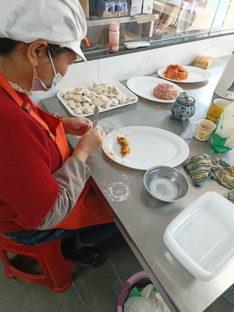 推荐全鲜肉水饺各种陷新鲜现包欢迎咨询