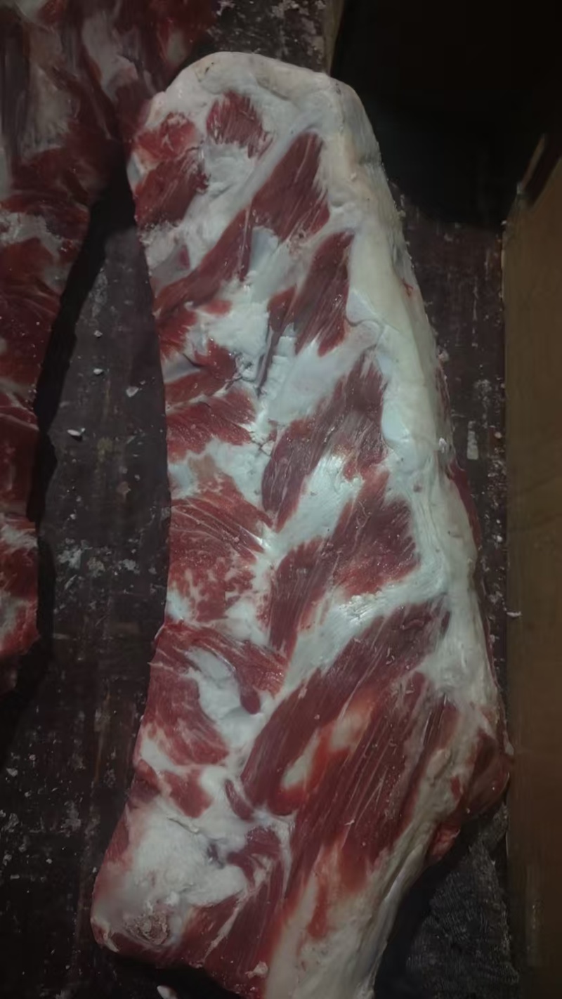 牛副产品，国产牛胸骨，量大价优，欢迎咨询