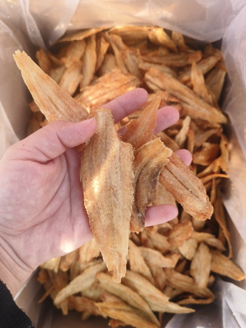 龙利鱼酥龙利鱼常年供应现货现发日常追剧小零食