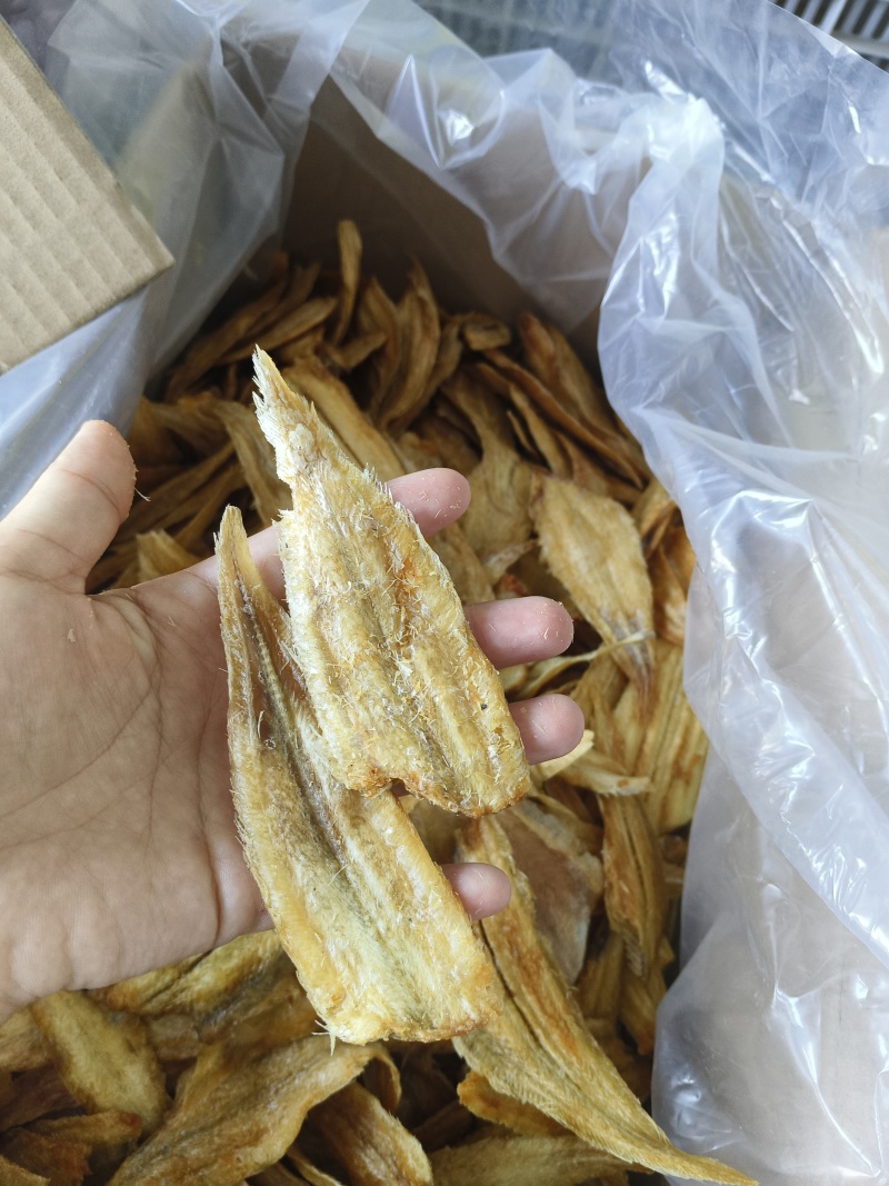 龙利鱼酥龙利鱼常年供应现货现发日常追剧小零食