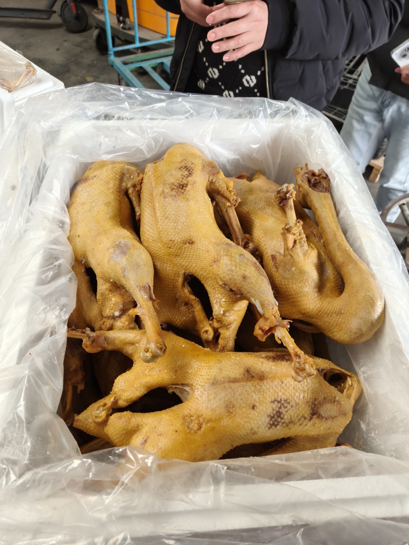卤鹅